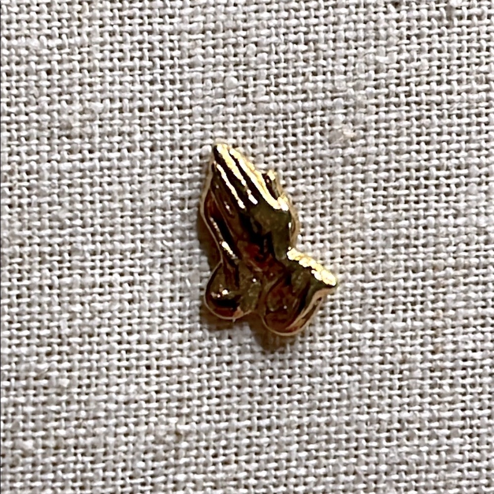 Vintage Gold Praying Hands Pin a Tie Tack by Christian Witness